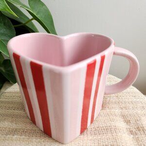 Spritz Pink Heart Shaped Stoneware Cup Mug 15 Oz Red White Stripes